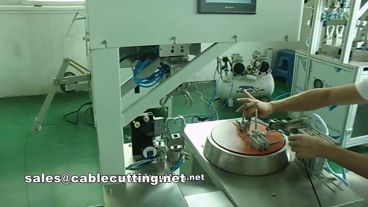 Video 8 shape cable winding and tying machine2