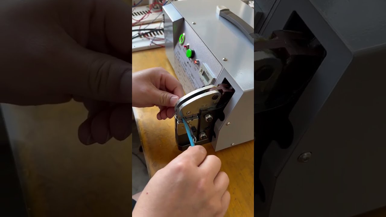Powerful Electric Terminal Crimping Machine for Terminals Up to 70 sq mm #machinery  #factory