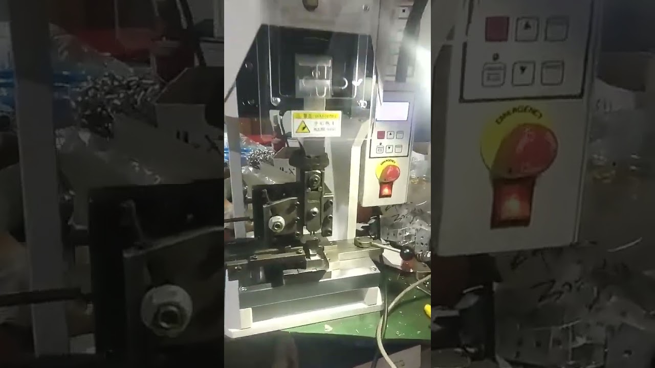 Mesin Crimping Terminal Gegelung Tersuai dengan Penutup Keselamatan Aplikator Eropah & Penekan Terminal Elektrik 3T