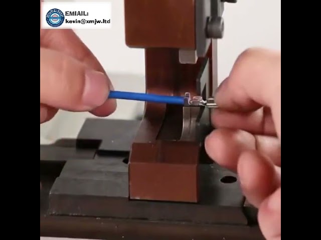 Mesin Automatik Potong & Crimp Wayar dengan Aplikator Acuan OTP untuk Terminal Bertebat