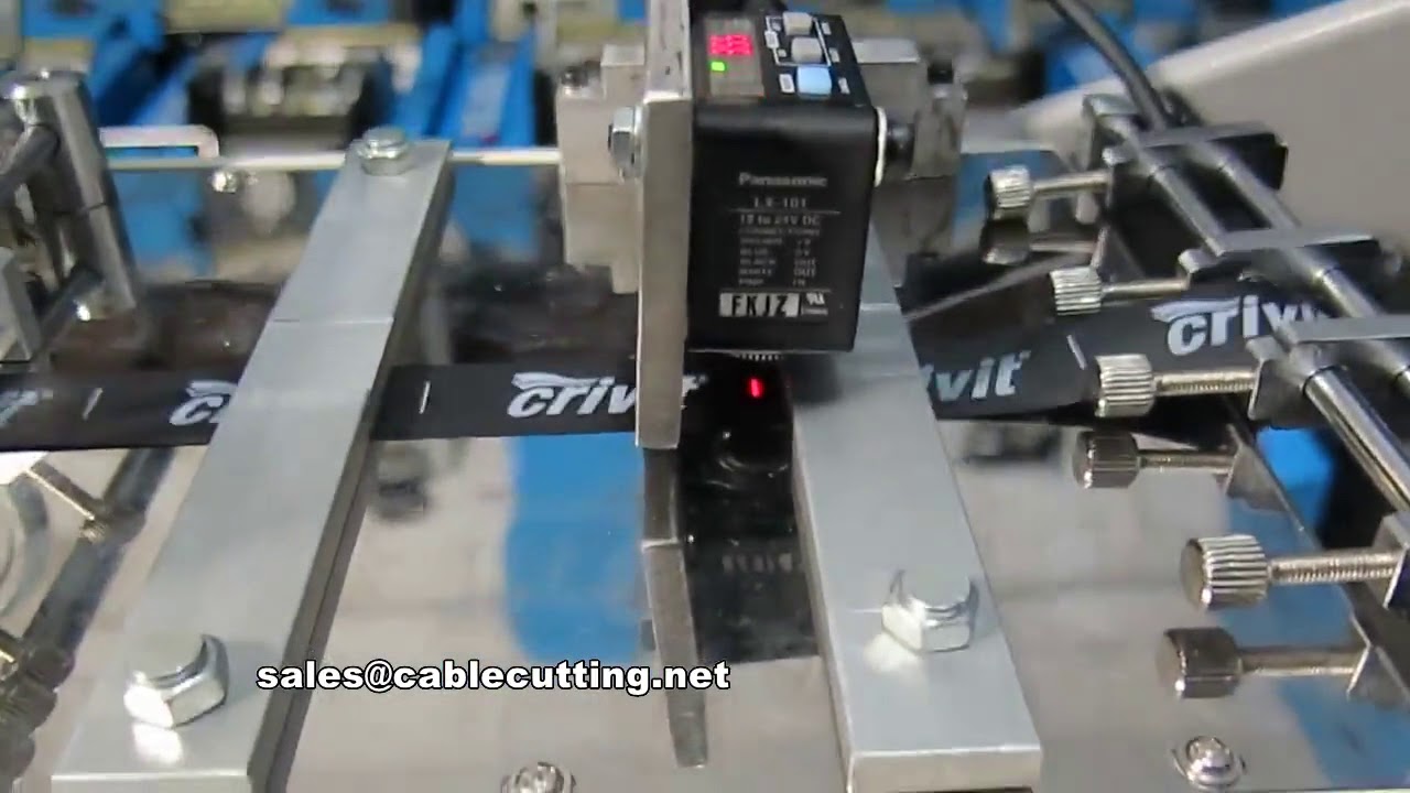 garment wash care label cutting machine