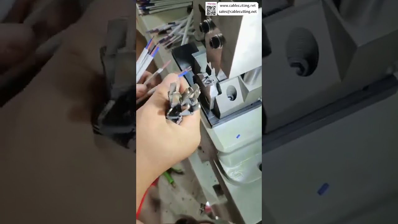 Mesin Terminal Plug Manual Semi Automatik Alat Potong Cepat Operasi Susun