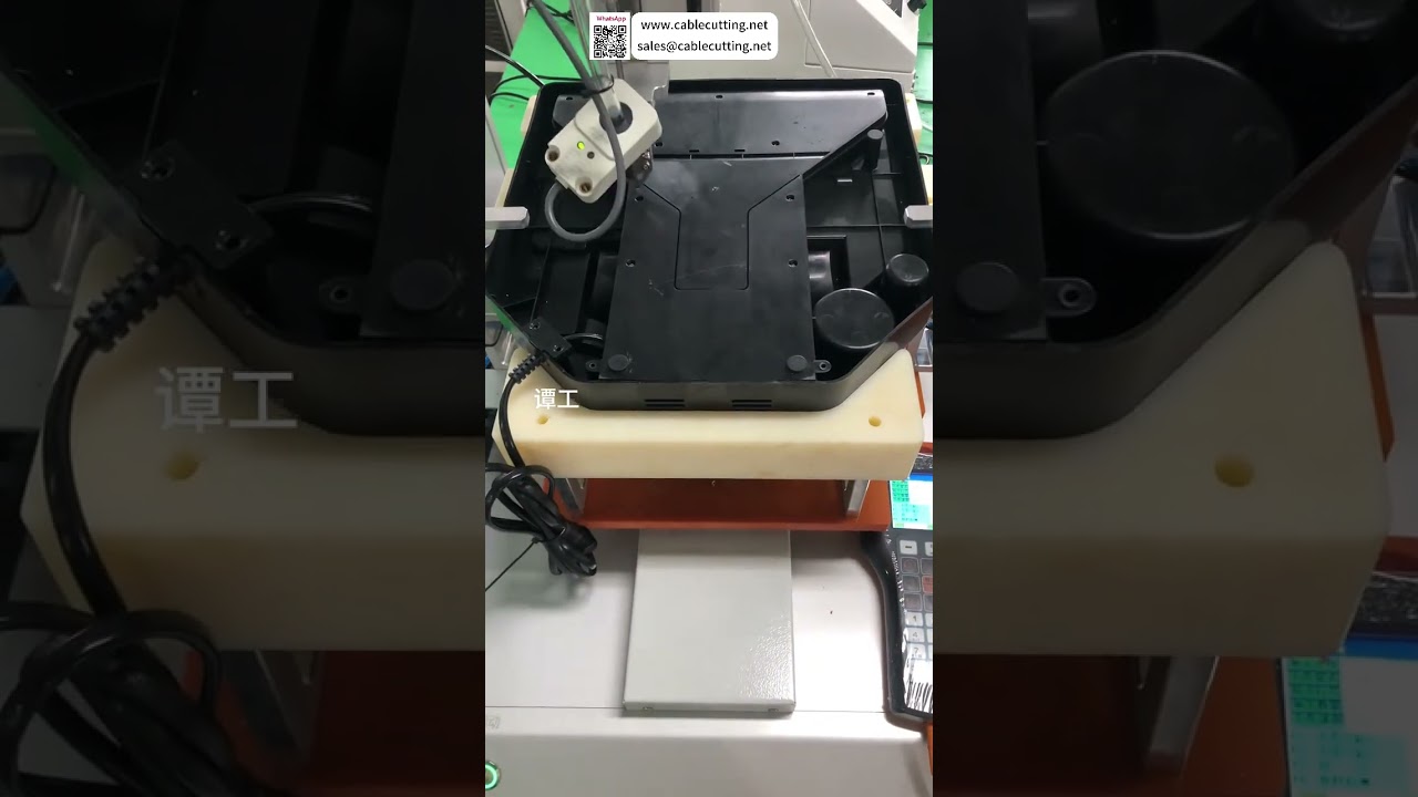 Mesin Pemutar Skru Automatik Robot Menyapu Sistem Automasi Kilang Perindustrian Persediaan Pantas